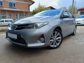 Toyota Auris 1.8 HYBRID, снимка 1