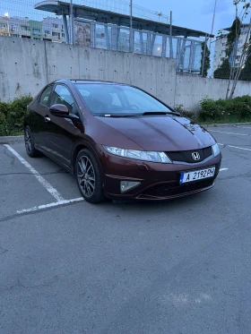 Honda Civic 1.8 i-VTEC GT Sport Facelift 2011, снимка 2