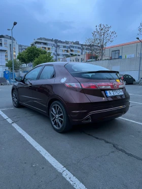 Honda Civic 1.8 i-VTEC GT Sport Facelift 2011, снимка 3