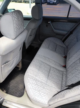 Mercedes-Benz C 220 Elegance, снимка 13