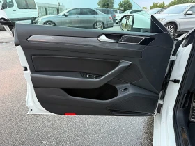 VW Arteon R Line-240k.c-4x4-Panorama-Distronik-Led-Bixenon-!, снимка 9
