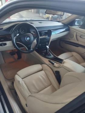 BMW 330 2009 X-Drive, снимка 8