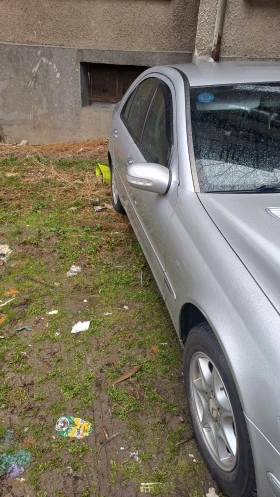 Mercedes-Benz C 200, снимка 3
