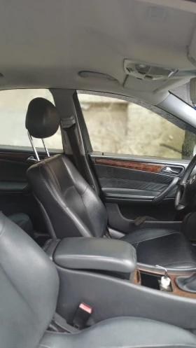 Mercedes-Benz C 200, снимка 6