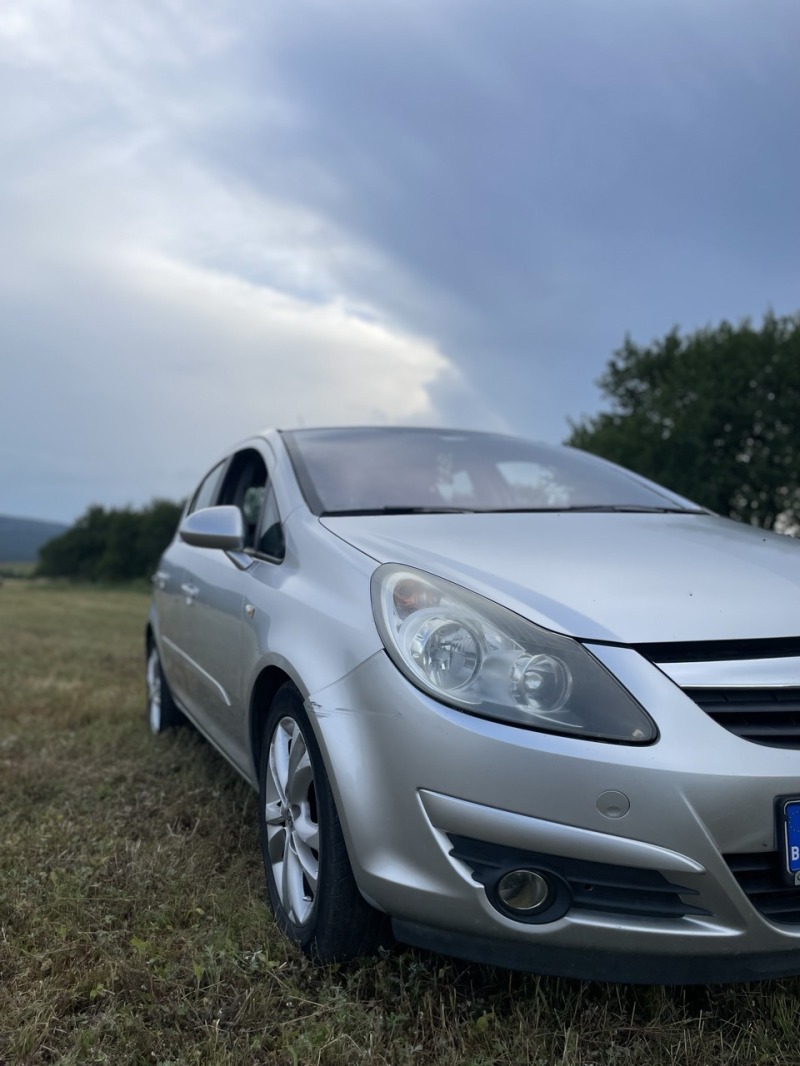Opel Corsa, снимка 12 - Автомобили и джипове - 46371913