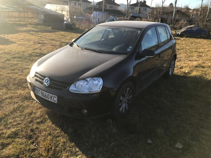 VW Golf, снимка 1 - Автомобили и джипове - 47806120