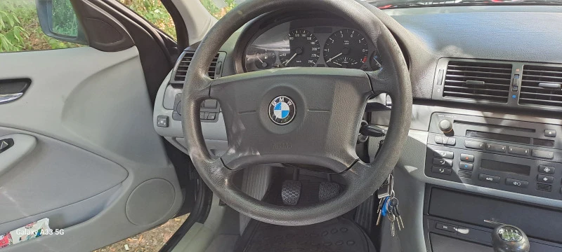 BMW 318, снимка 8 - Автомобили и джипове - 46764880