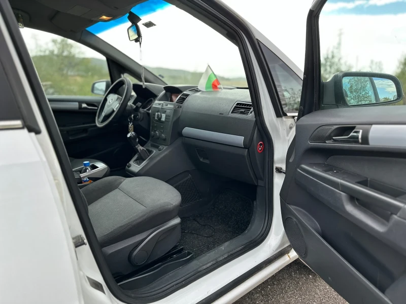 Opel Zafira 1.9 cdti, снимка 8 - Автомобили и джипове - 47462605