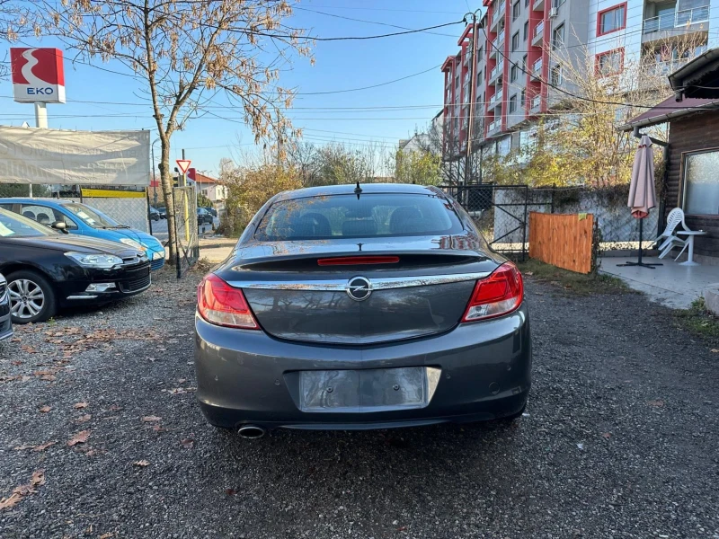 Opel Insignia 2.0CDTI 160kc AUTOMATIC , снимка 6 - Автомобили и джипове - 47514152