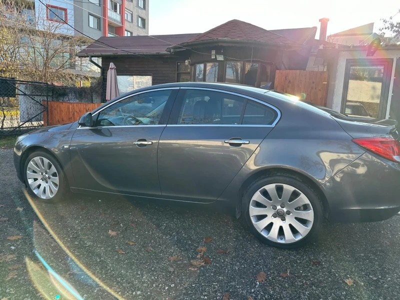 Opel Insignia 2.0CDTI 160kc AUTOMATIC , снимка 9 - Автомобили и джипове - 47514152