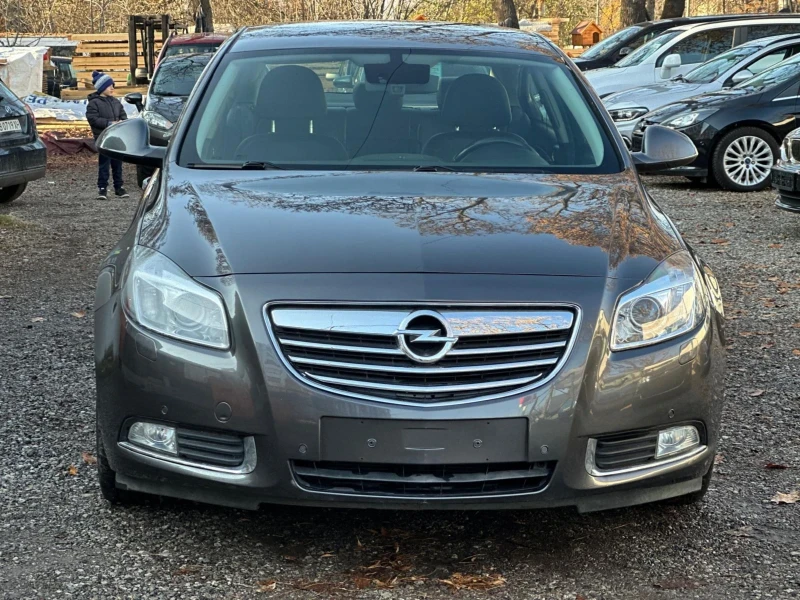 Opel Insignia 2.0CDTI 160kc AUTOMATIC , снимка 3 - Автомобили и джипове - 47514152