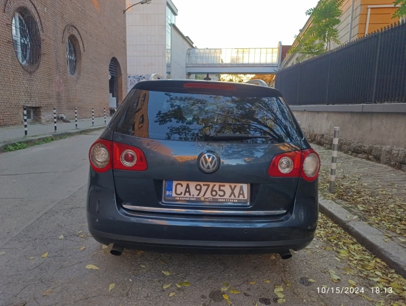 VW Passat 3.2 V6, снимка 6 - Автомобили и джипове - 47650333