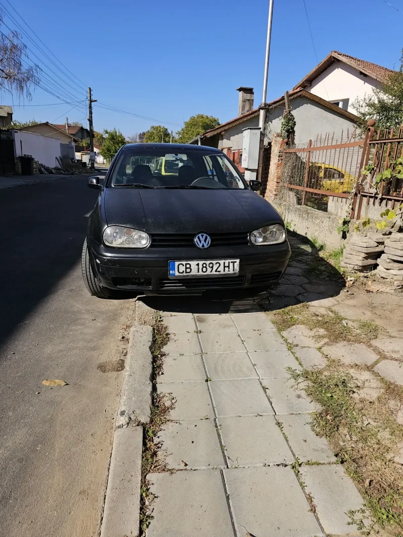 VW Golf, снимка 4 - Автомобили и джипове - 48171607