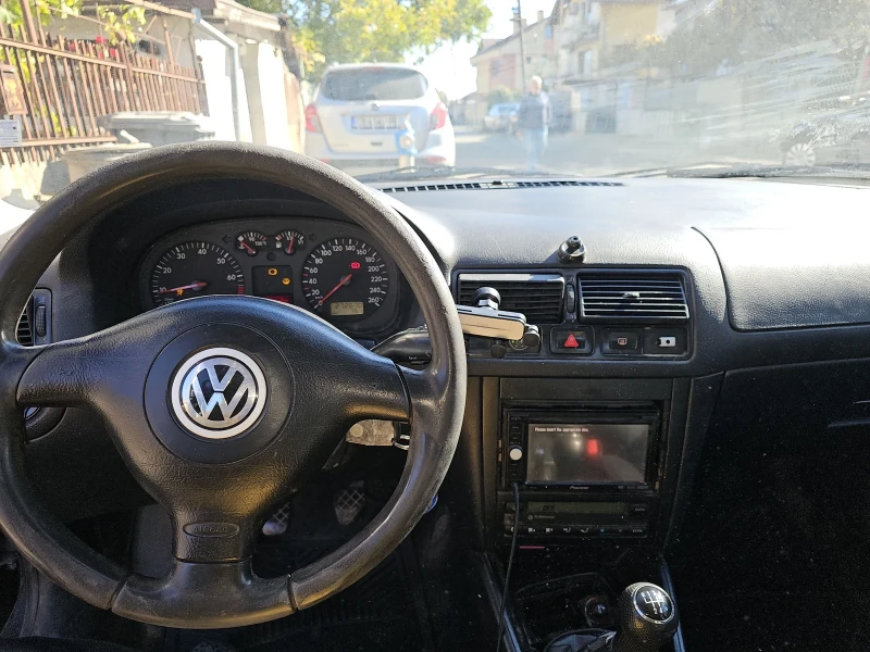 VW Golf, снимка 7 - Автомобили и джипове - 47725207