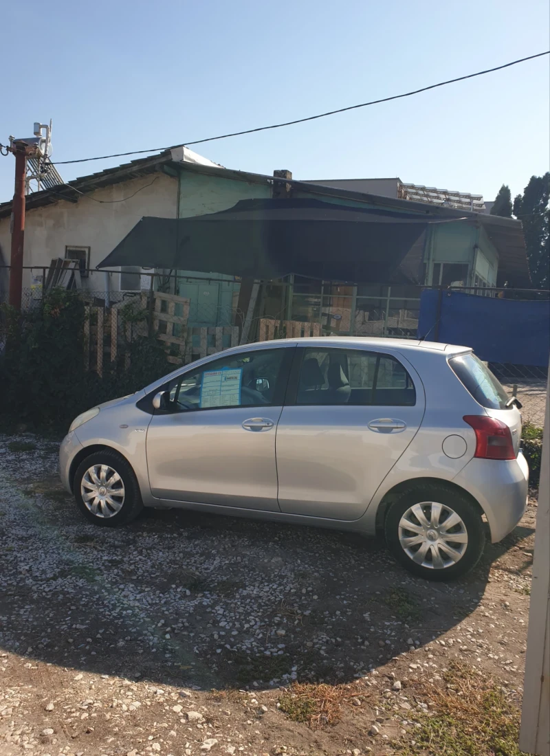 Toyota Yaris 1.4 D4D, снимка 4 - Автомобили и джипове - 47896547