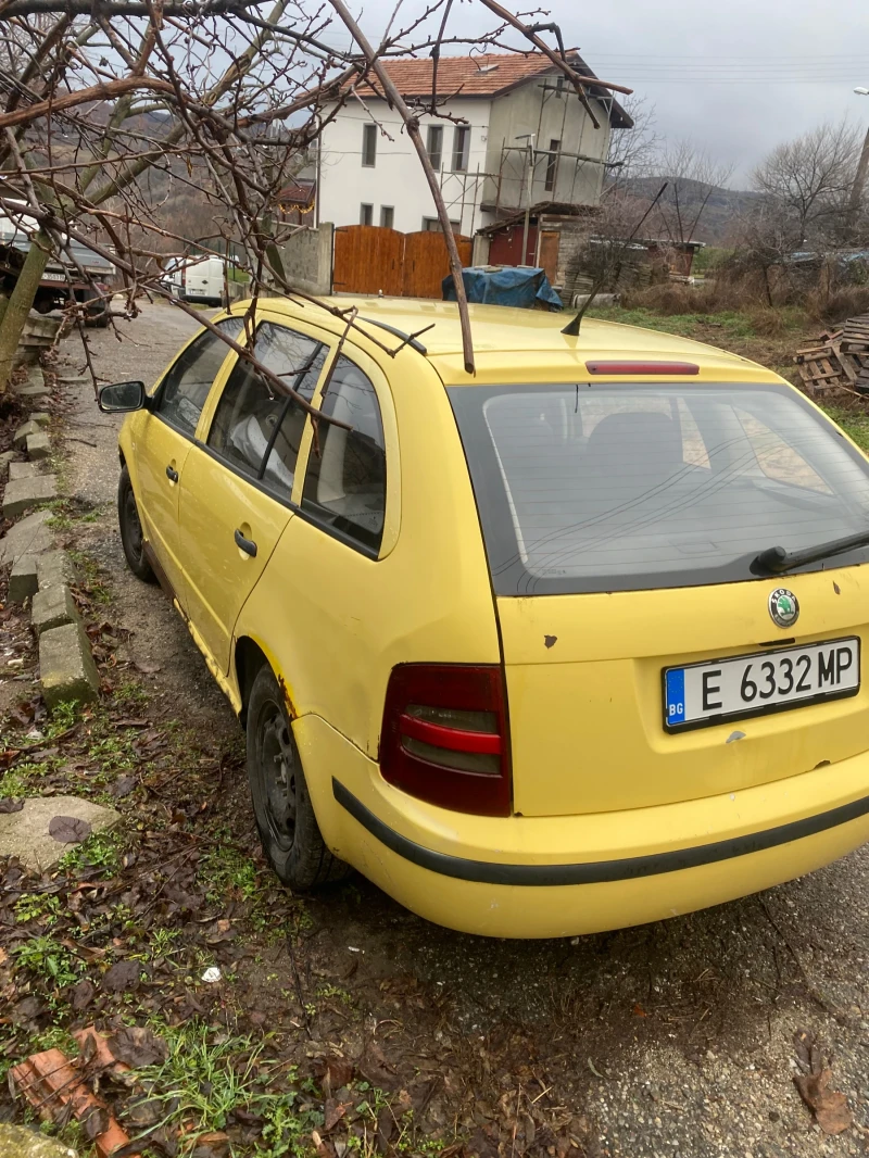 Skoda Fabia, снимка 5 - Автомобили и джипове - 48451828