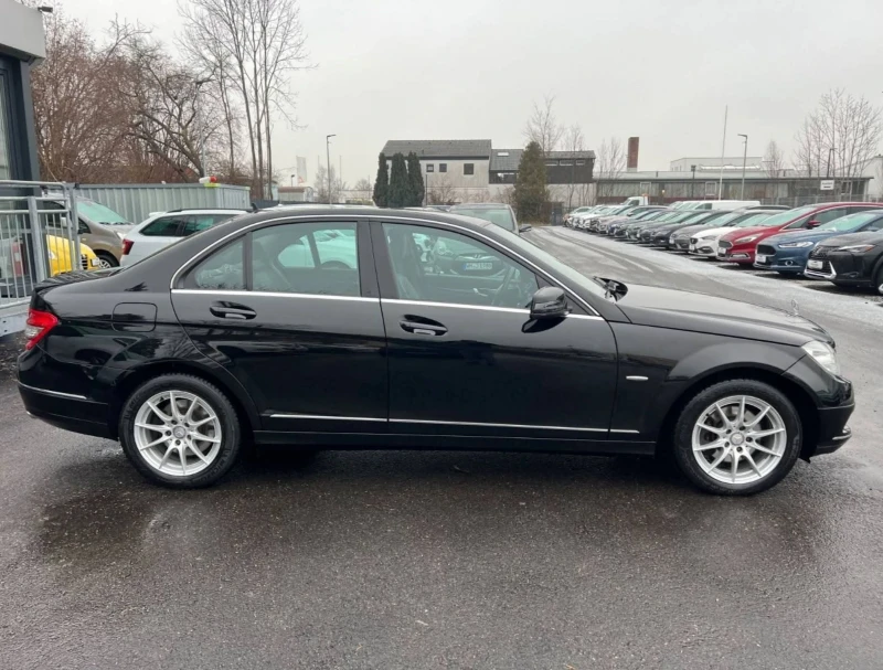 Mercedes-Benz C 300 4MATIC, Германия, TUV 01.2027, снимка 8 - Автомобили и джипове - 48707605