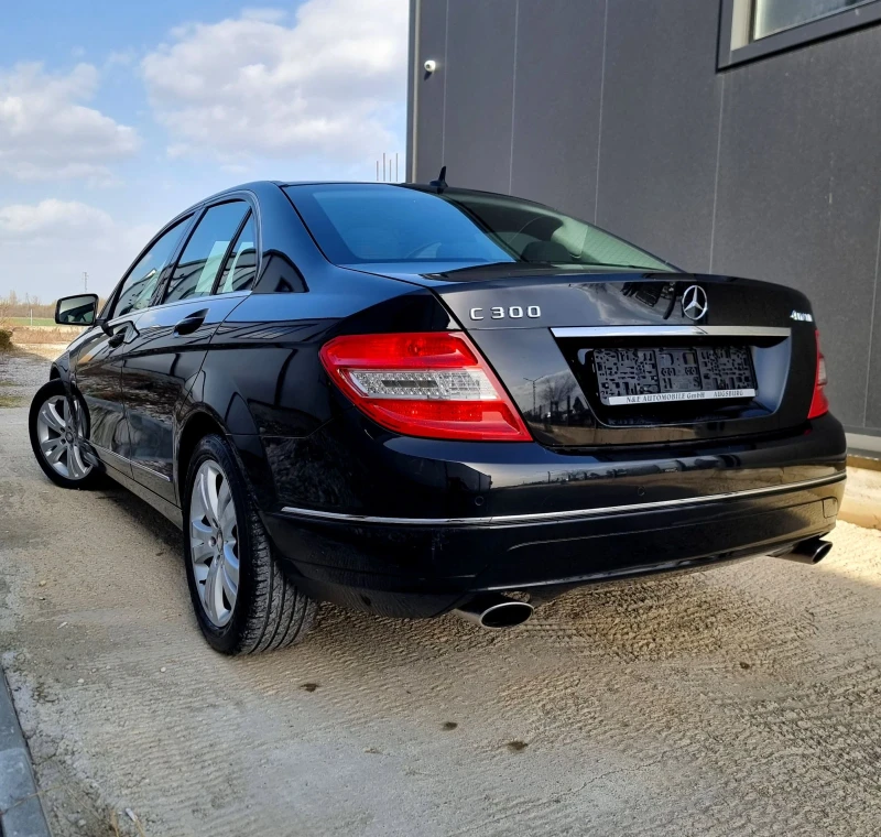 Mercedes-Benz C 300 4MATIC, TUV 2027, ПЪЛНА ИСТОРИЯ, снимка 6 - Автомобили и джипове - 49500323