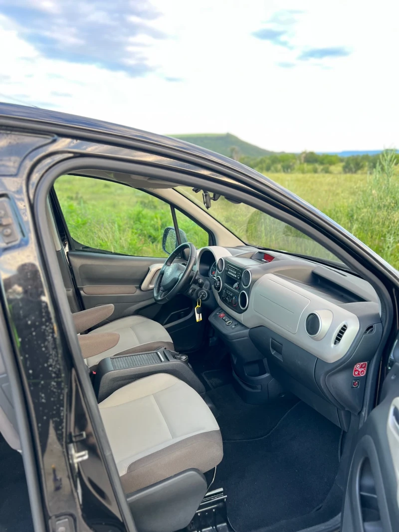 Citroen Berlingo Citroen Berlingo 1.6 e-HDi Tendance , снимка 7 - Автомобили и джипове - 52871988