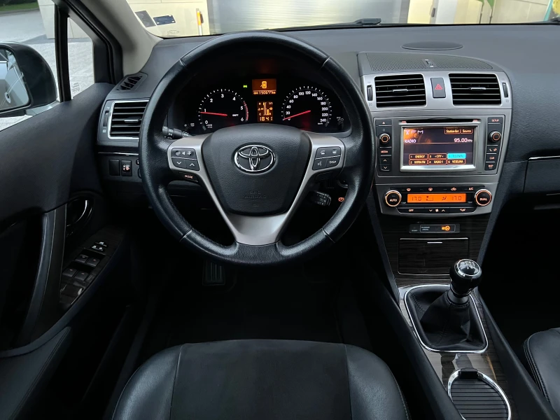 Toyota Avensis 2.0 D4D 126к.с. EXECUTIVE РЕГИСТРИРАНА, снимка 9 - Автомобили и джипове - 52125131