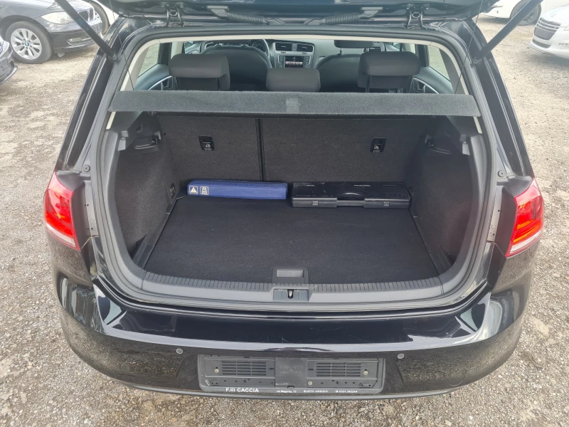VW Golf 1.6TDI ПЕРФЕКТЕН, снимка 7 - Автомобили и джипове - 51962091