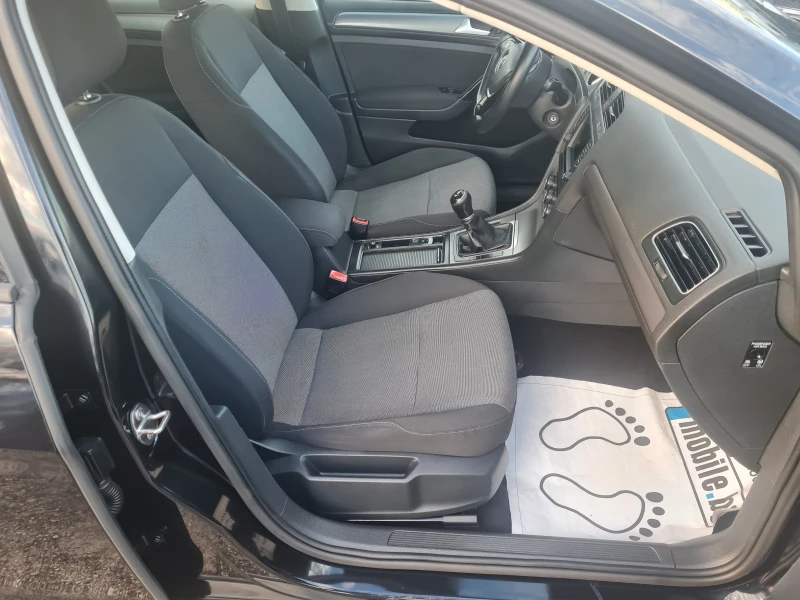VW Golf 1.6TDI ПЕРФЕКТЕН, снимка 16 - Автомобили и джипове - 51962091