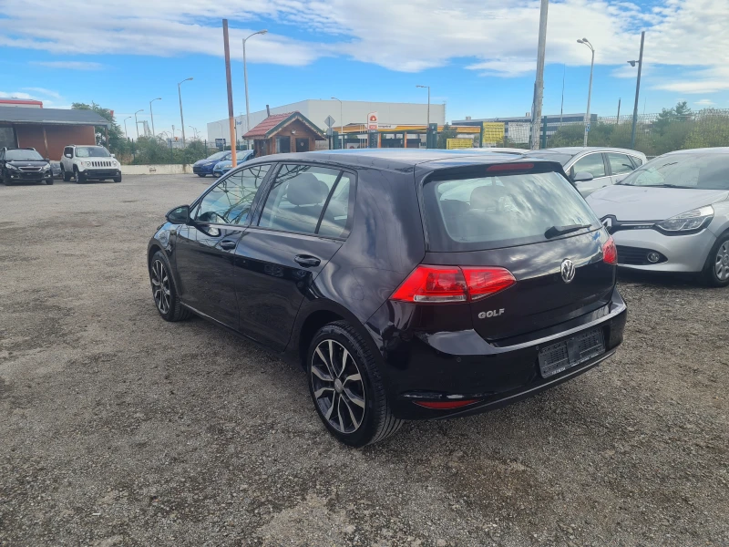 VW Golf 1.6TDI ПЕРФЕКТЕН, снимка 5 - Автомобили и джипове - 51962091