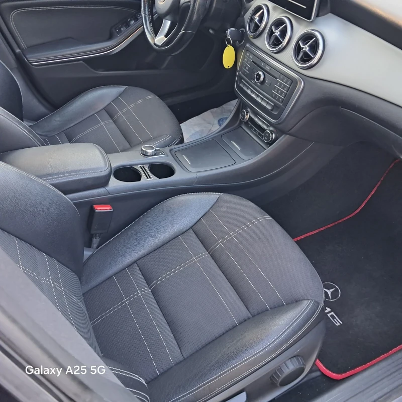 Mercedes-Benz CLA 200 200 сди, снимка 4 - Автомобили и джипове - 52157181
