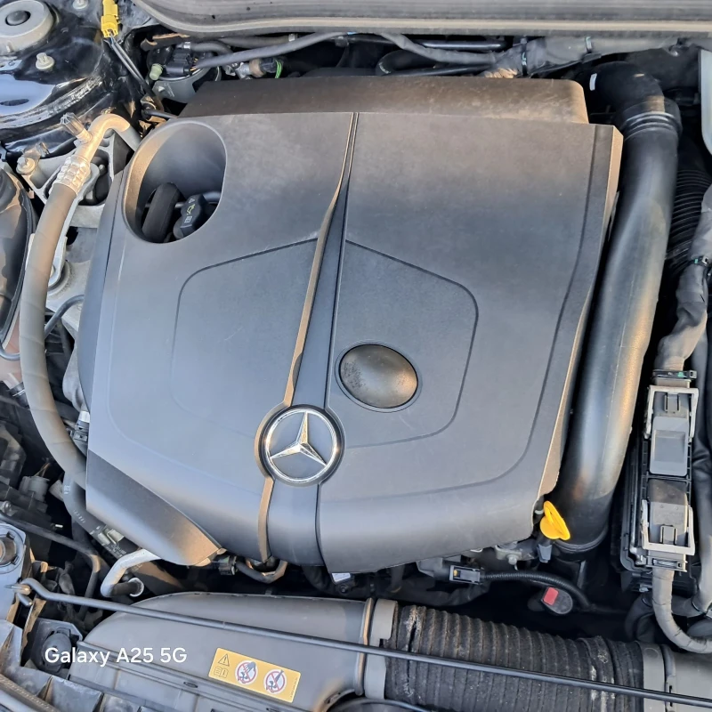 Mercedes-Benz CLA 200 200 сди, снимка 3 - Автомобили и джипове - 52157181