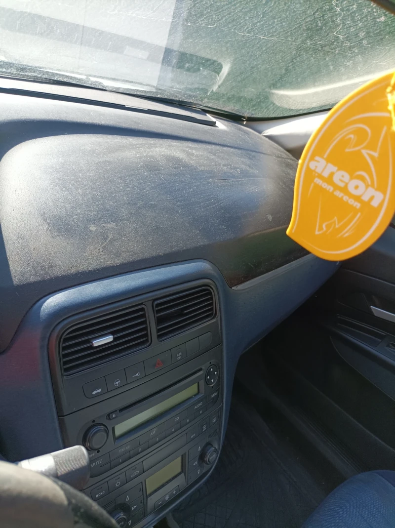 Fiat Punto, снимка 4 - Автомобили и джипове - 52168323