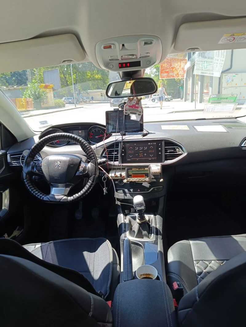 Peugeot 308 SW, снимка 8 - Автомобили и джипове - 52209493