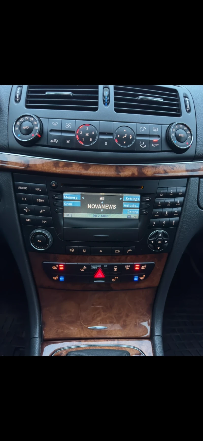 Mercedes-Benz E 270, снимка 8 - Автомобили и джипове - 52778424