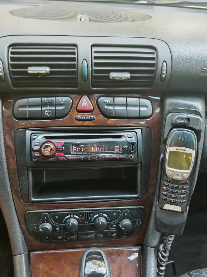 Mercedes-Benz C 270 Elegance , снимка 10 - Автомобили и джипове - 52814135