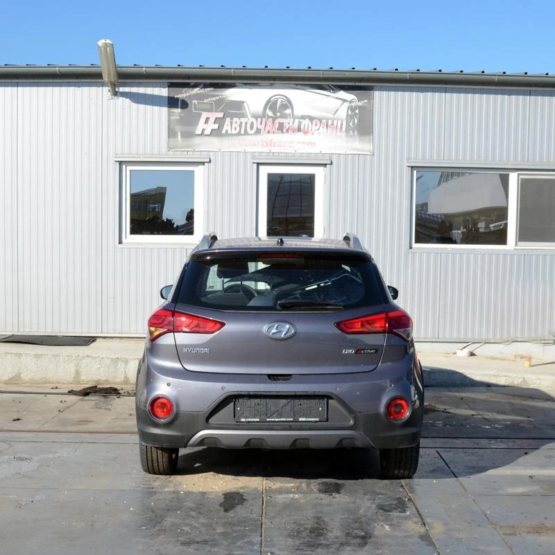 Hyundai I20 1.4 i, снимка 4 - Автомобили и джипове - 30882569