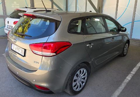 Kia Carens, снимка 12 - Автомобили и джипове - 56024487