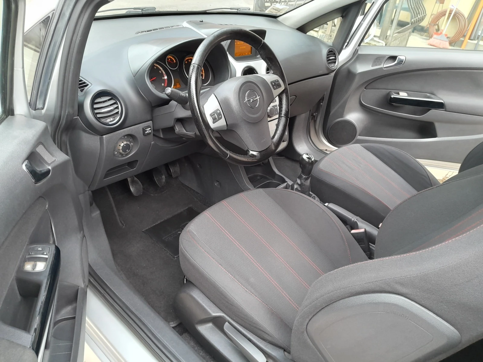 Opel Corsa 1.4i 90k.s. / | Mobile.bg   11