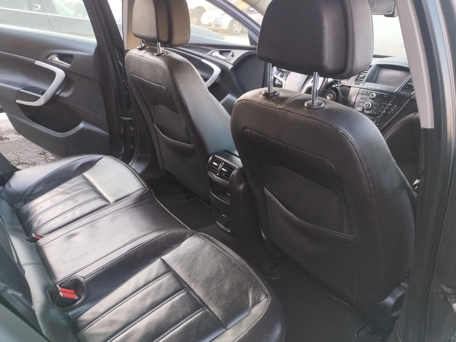 Opel Insignia 2.0CDTI 160kc AUTOMATIC  | Mobile.bg — изображение 13