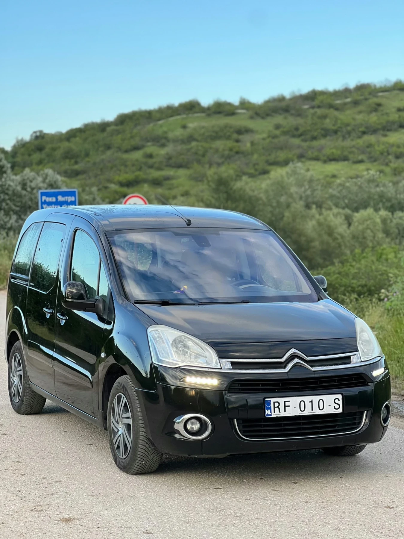 Citroen Berlingo Citroen Berlingo 1.6 e-HDi Tendance  - изображение 2