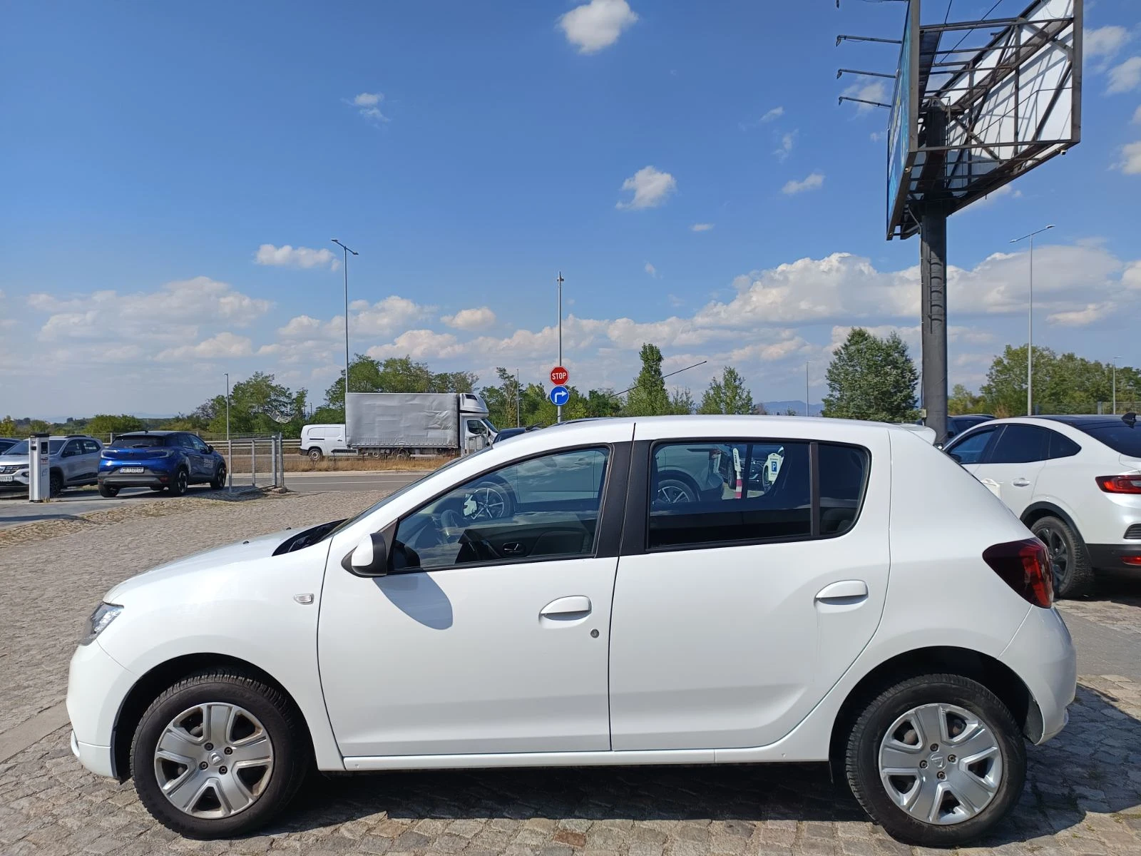 Dacia Sandero 1.5 dCi , 75 к.с. /Life/N1 - изображение 7