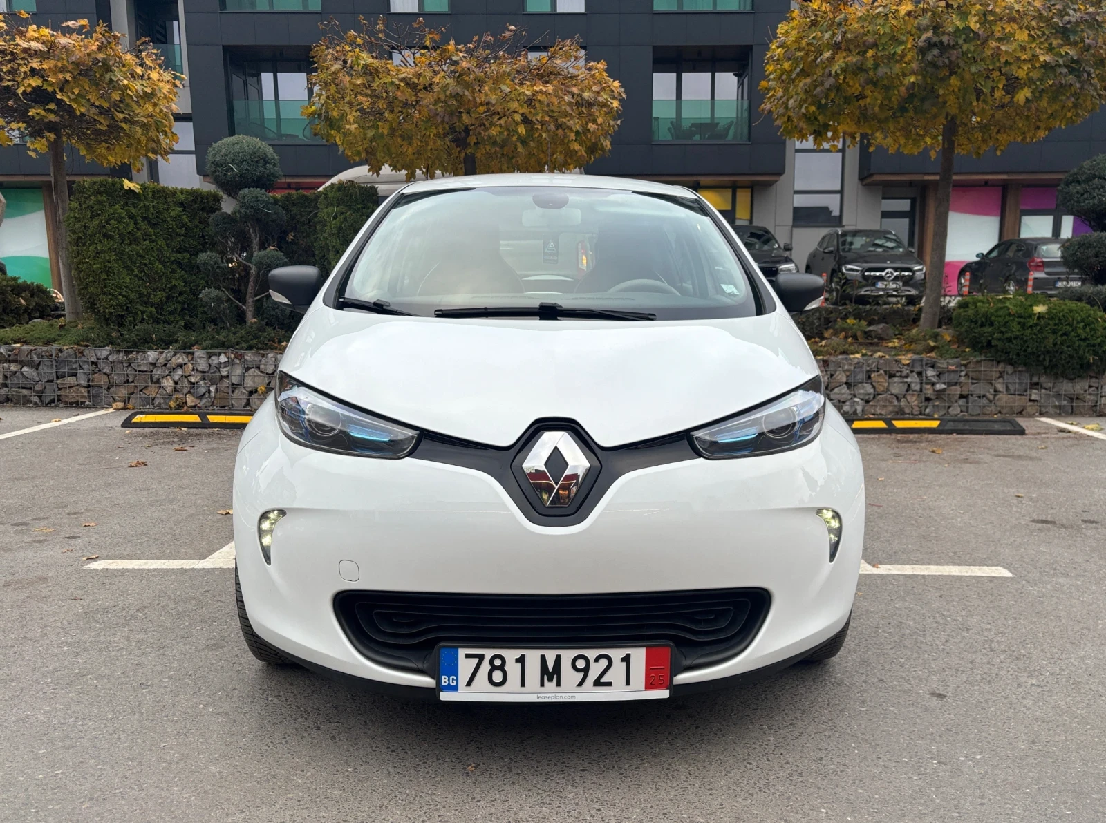 Renault Zoe Life R90 41kWh * 23500  *  | Mobile.bg   2
