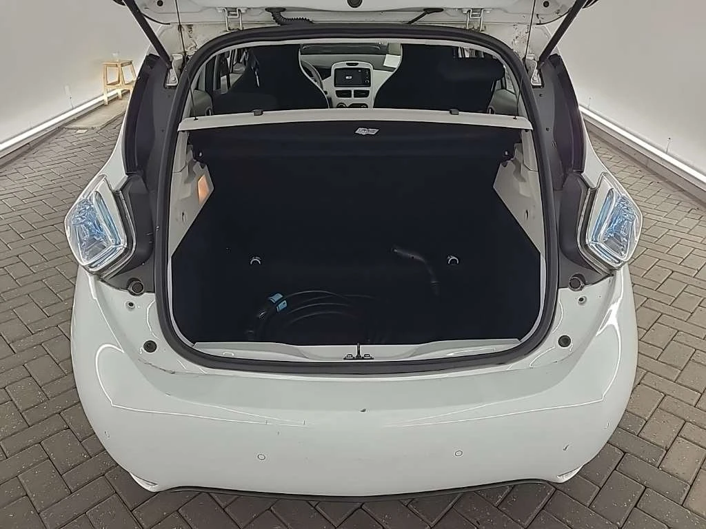 Renault Zoe Life R90 41kWh * 22000 км *  - изображение 7