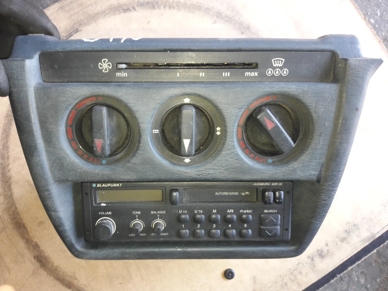 Mercedes-Benz 190  - изображение 4