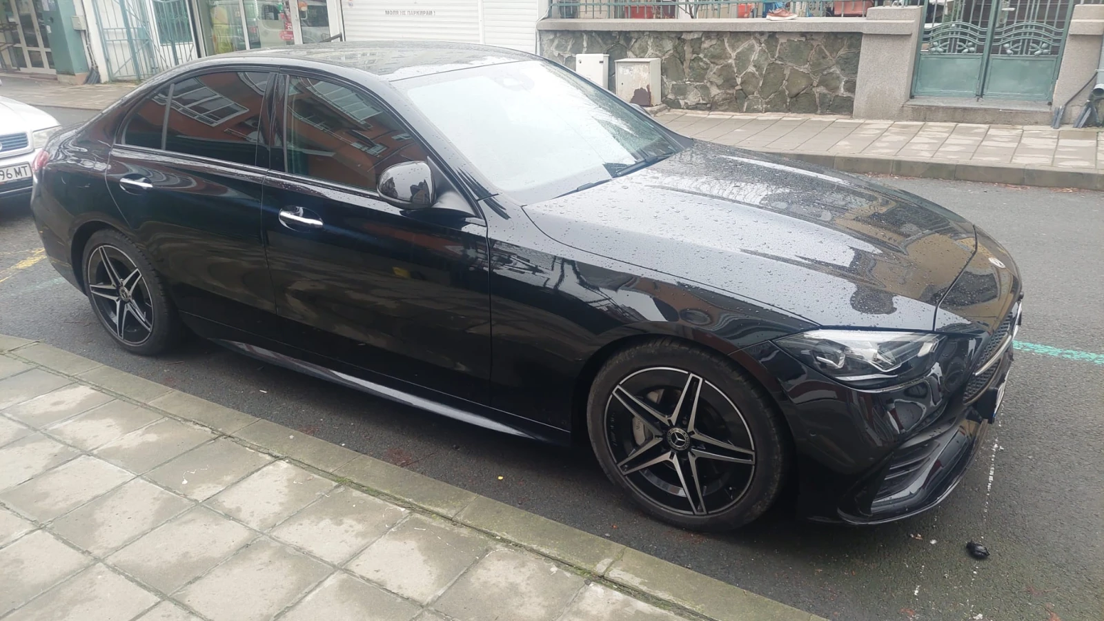 Mercedes-Benz C 300  - изображение 3