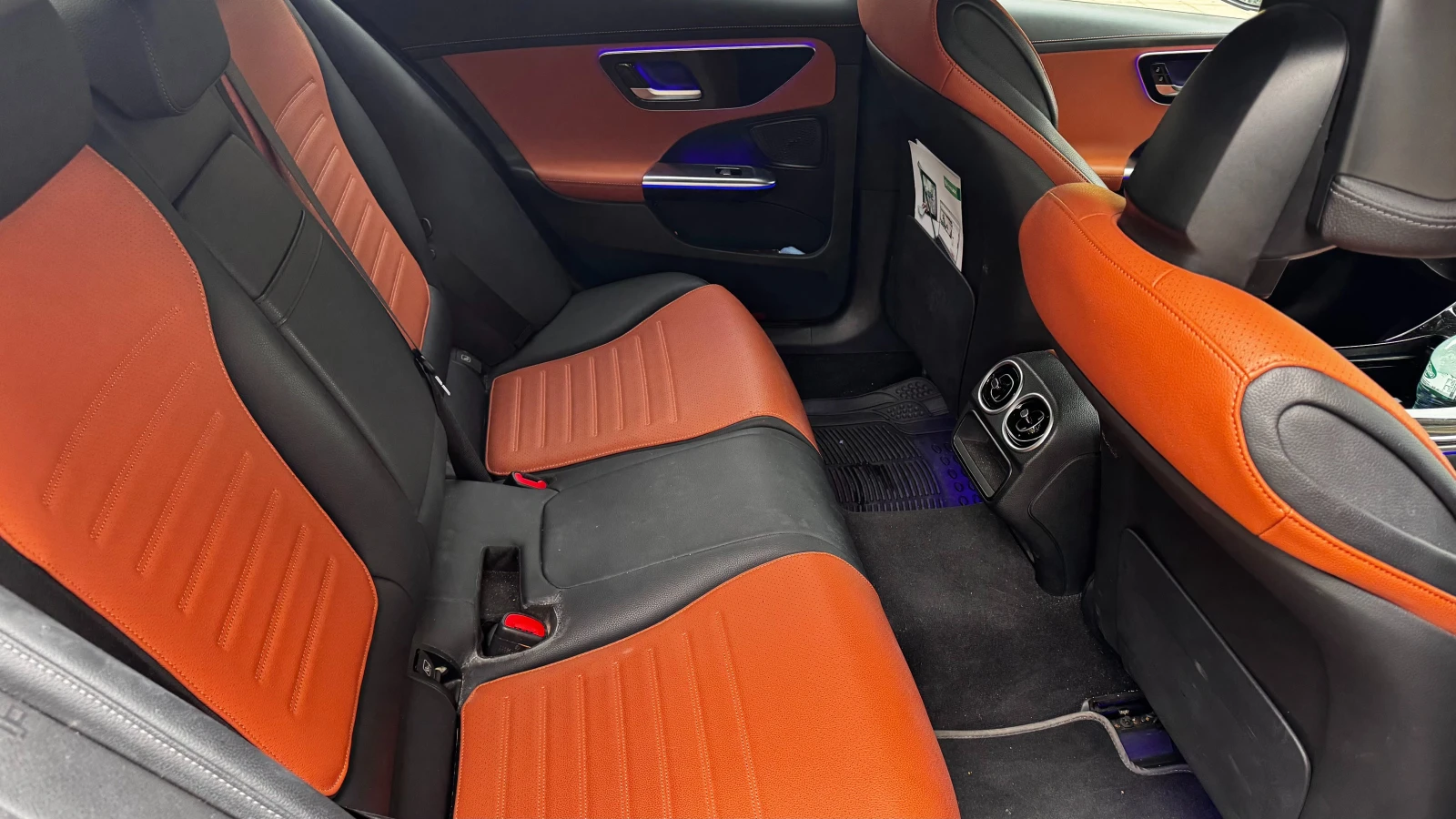 Mercedes-Benz C 300  - изображение 7