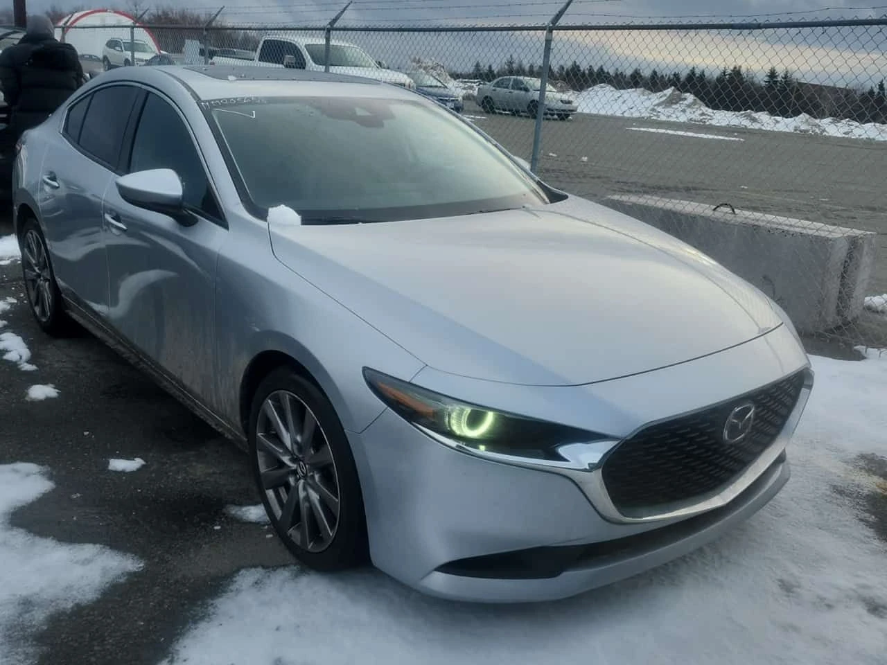 Mazda 3  GT SKYACTIV| PANORAMA| ��������| CARFAX | Mobile.bg � ����������� 2