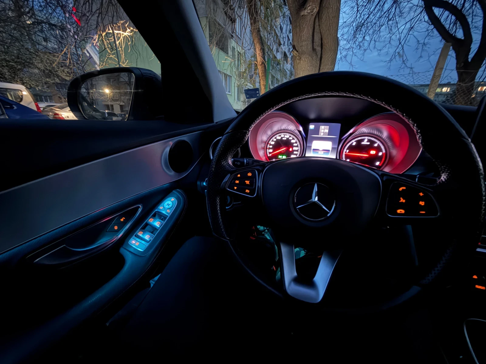 Mercedes-Benz C 220 C220, снимка 9 - Автомобили и джипове - 53978643