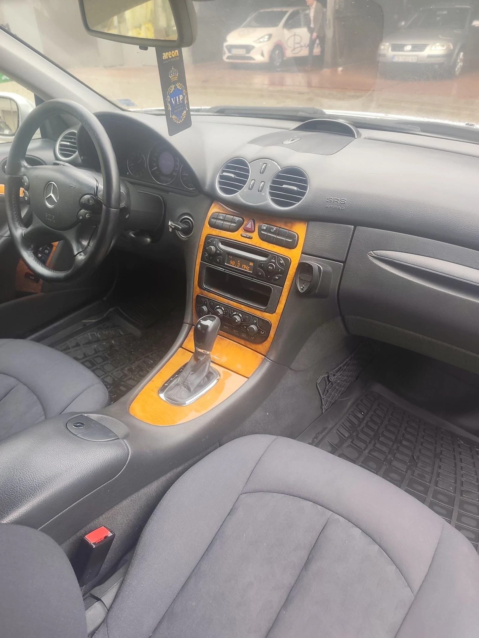 Mercedes-Benz CLK ГАЗ/АВТОМАТ, снимка 14 - Автомобили и джипове - 54033504