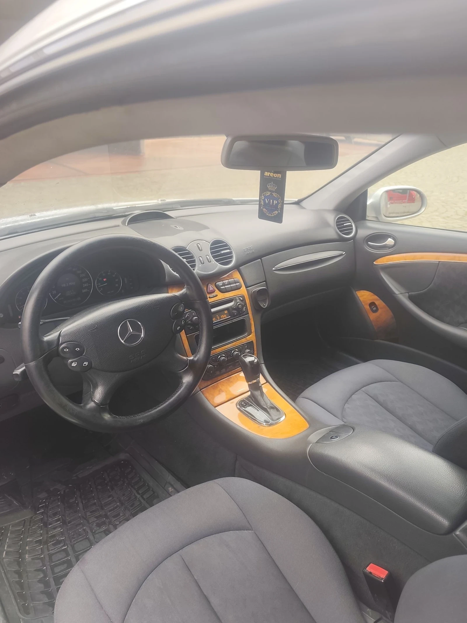 Mercedes-Benz CLK ГАЗ/АВТОМАТ, снимка 13 - Автомобили и джипове - 54033504