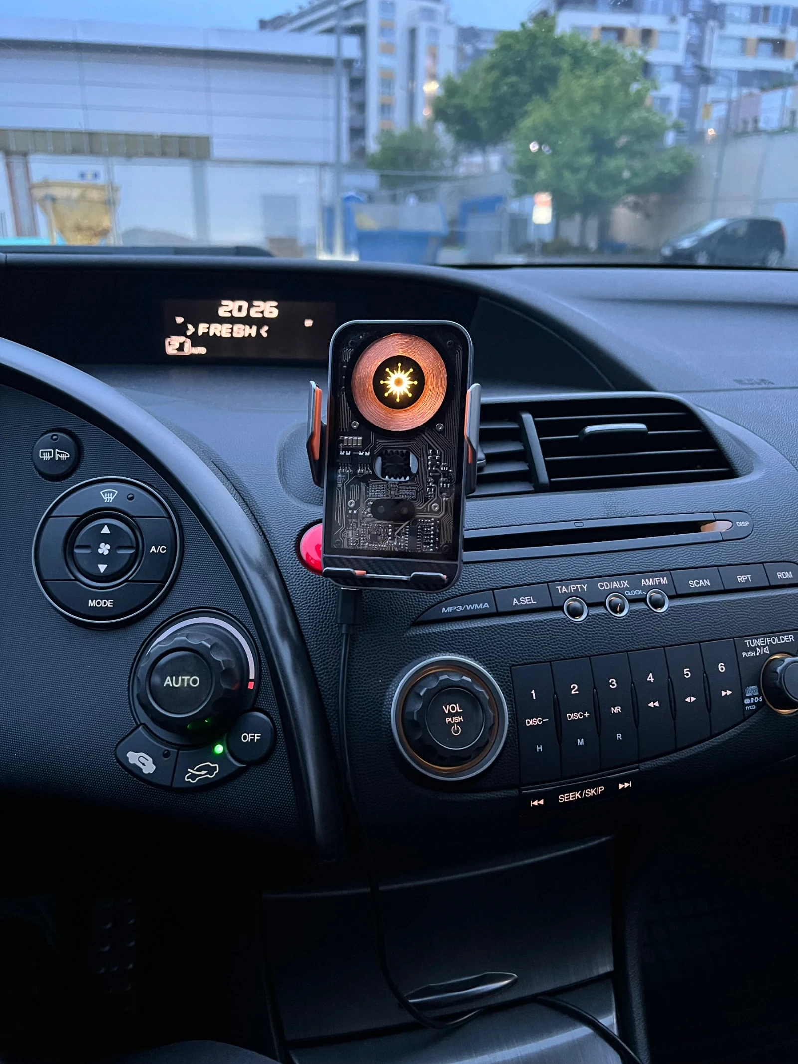 Honda Civic 1.8 i-VTEC GT Sport Facelift 2011, снимка 9 - Автомобили и джипове - 54479301
