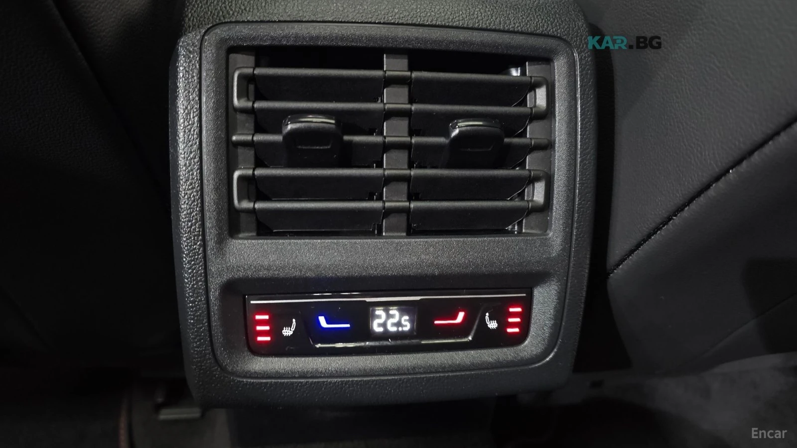 VW Golf GTI/2.0T/8TH GEN, снимка 16 - Автомобили и джипове - 54827880